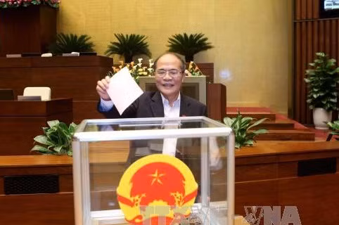 Ông Nguyễn Sinh Hùng giữ chức Chủ tịch Hội đồng bầu cử Quốc gia. ảnh: TTXVN. Ông Nguyễn Sinh Hùng giữ chức Chủ tịch Hội đồng bầu cử Quốc gia. ảnh: TTXVN.