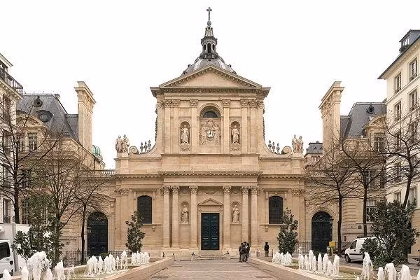 Viện đại học Paris.