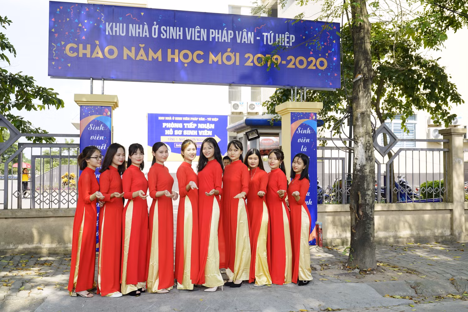 Ký túc xá Pháp Vân – Tứ Hiệp như khoác bộ áo mới chào đón các bạn sinh viên 2019 về Thủ đô nhập học. Ký túc xá Pháp Vân – Tứ Hiệp như khoác bộ áo mới chào đón các bạn sinh viên 2019 về Thủ đô nhập học.