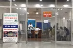 Vào ngày 2/8, nhiều thí sinh đến Trường Cao đẳng Dược Hà Nội 1 làm thủ tục nhập học tại trụ sở số 1 Hoàng Đào Thúy, Hà Nội. Ảnh: Vũ Phương.