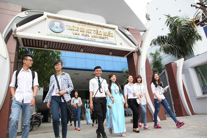 Trường ĐH Văn Hiến kiên định với phương châm: đào tạo thành nhân trước khi thành danh.