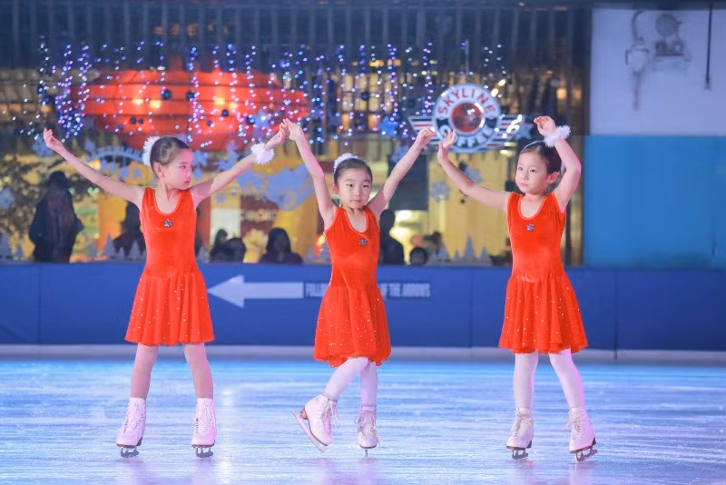 Lớp học trượt băng – Nơi nuôi dưỡng đam mê nghệ thuật cho bé Lớp học trượt băng – Nơi nuôi dưỡng đam mê nghệ thuật cho bé
