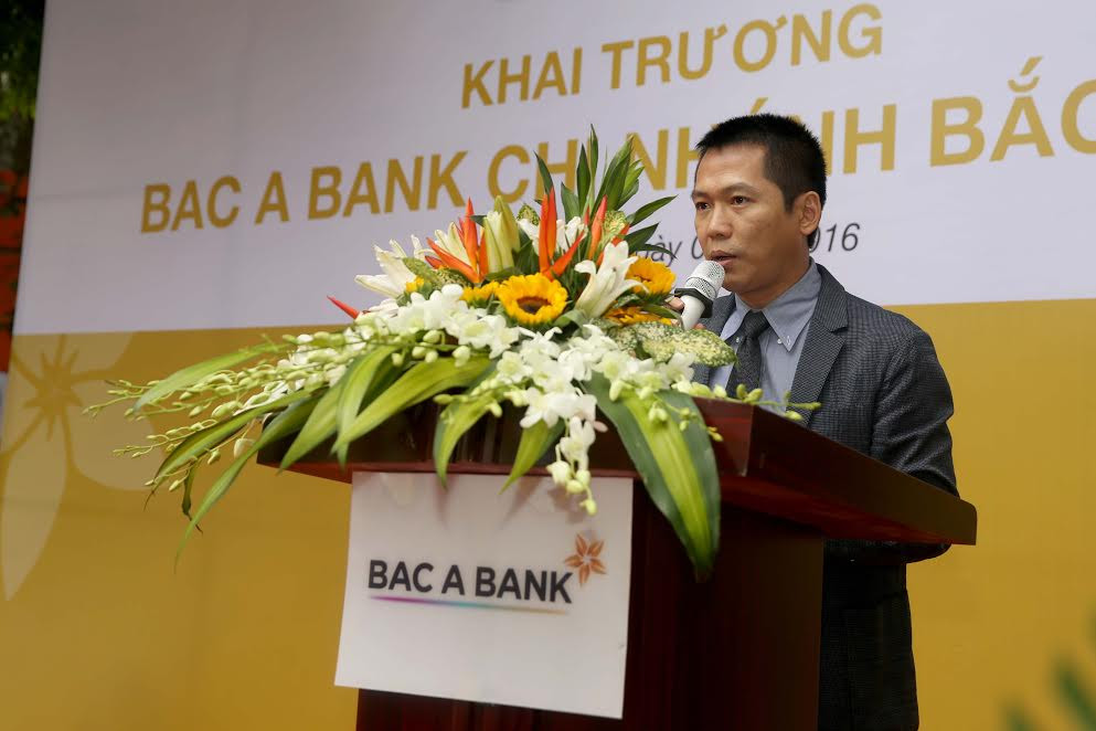 Ông Đặng Trung Dũng - Phó Tổng Giám đốc thường trực Ngân hàng TMCP Bắc Á phát biểu tại Lễ khai trương. Ông Đặng Trung Dũng - Phó Tổng Giám đốc thường trực Ngân hàng TMCP Bắc Á phát biểu tại Lễ khai trương.
