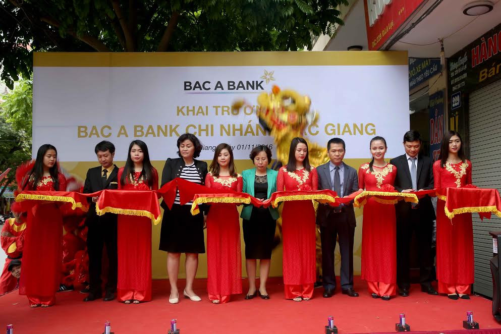 Lễ cắt băng khánh thành Chi nhánh BAC A BANK Bắc Giang. Lễ cắt băng khánh thành Chi nhánh BAC A BANK Bắc Giang.
