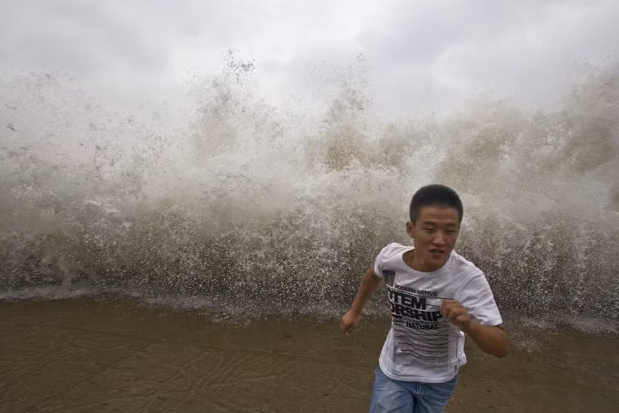 Sóng đuổi theo sau Sóng đuổi theo sau