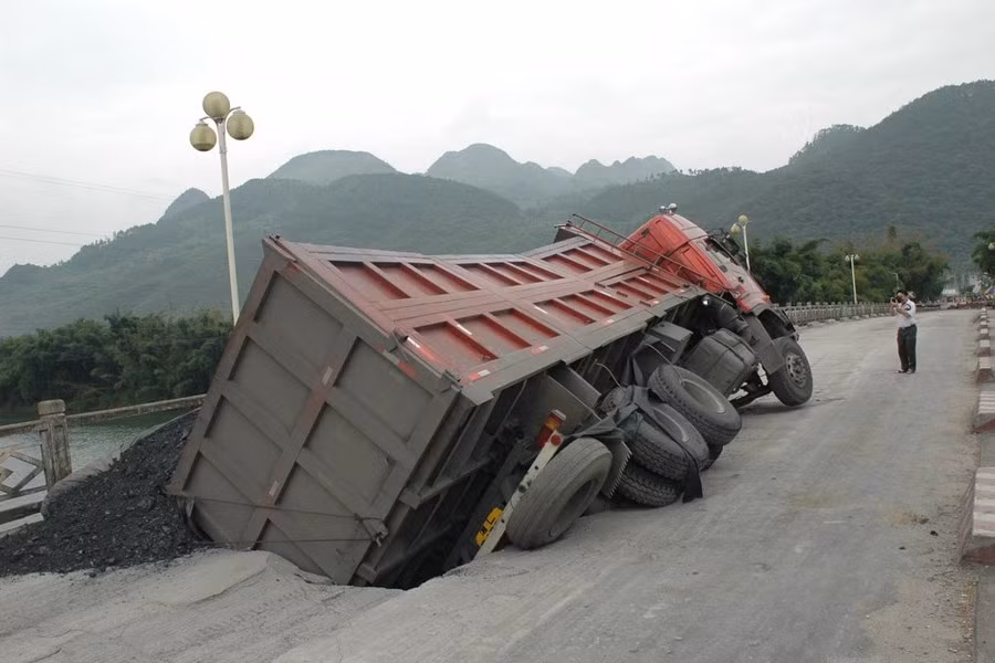 Cầu Thanh Liên, Dương Sơn, Quảng Đông sập ngày 8/8/2009