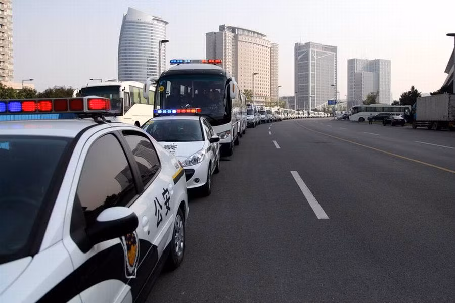 Lực lượng xe cảnh sát xếp hàng dài trong đợt diễn tập Lực lượng xe cảnh sát xếp hàng dài trong đợt diễn tập