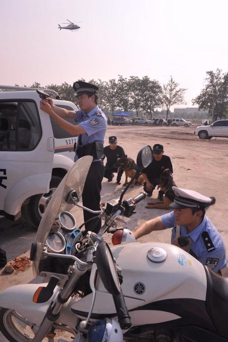 Cảnh sát giao thông, cảnh sát trật tự trị an cũng được điều động Cảnh sát giao thông, cảnh sát trật tự trị an cũng được điều động