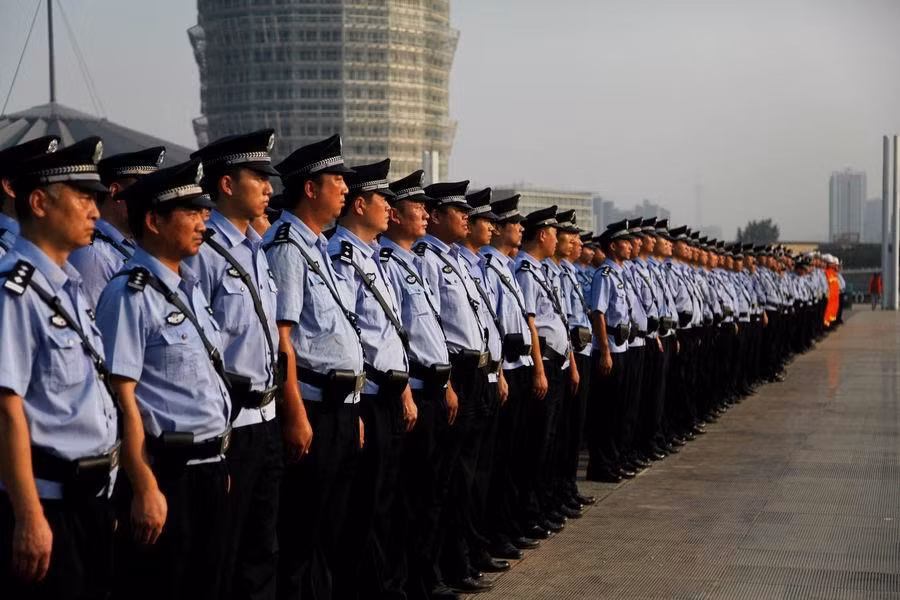 Biểu dương lực lượng đảm bảo an ninh Biểu dương lực lượng đảm bảo an ninh