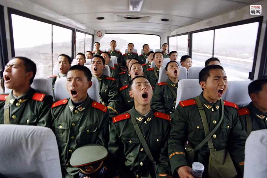 Ngày nay đã trở thành một lực lượng hùng hậu, khai thác vàng chuyên nghiệp Ngày nay đã trở thành một lực lượng hùng hậu, khai thác vàng chuyên nghiệp