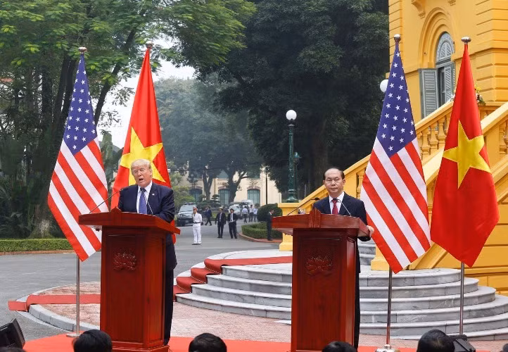 Chuyến thăm Tổng thống Hợp chúng quốc Hoa Kỳ Donald Trump đến Việt Nam đã kết thúc tốt đẹp (ảnh chinhphu.vn).