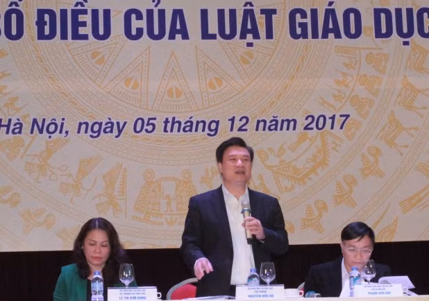 Mong lương giáo viên bằng lương thiếu úy, đừng đặt mục tiêu anh hùng lao động ảnh 2