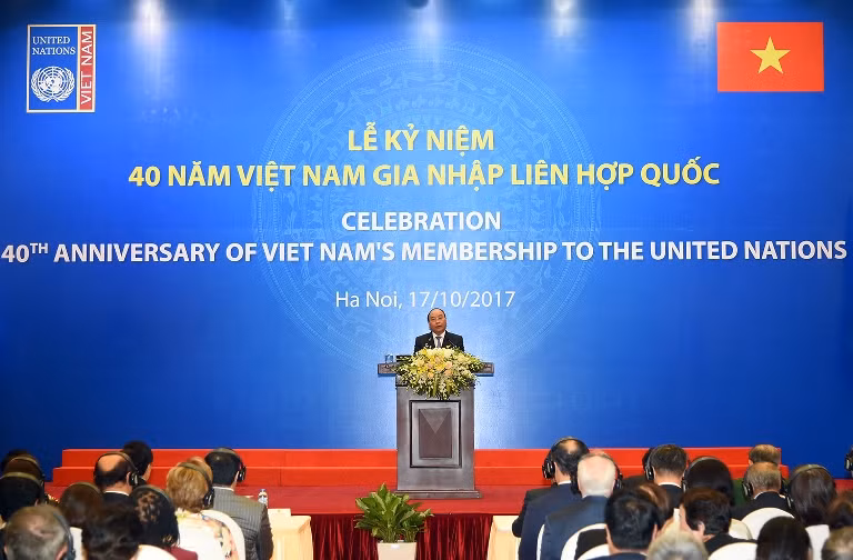 Thủ tướng Nguyễn Xuân Phúc phát biểu tại lễ kỷ niệm 40 năm Việt Nam gia nhập Liên Hợp Quốc (ảnh chinhphu.vn).