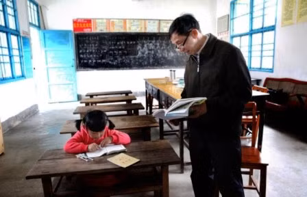 Trường học chỉ có 2 thầy trò ảnh 1