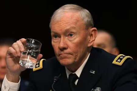 Tướng Martin Dempsey - Chủ tịch Hội đồng Tham mưu trưởng liên quân Mỹ .