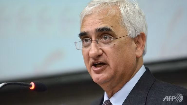 Ngoại trưởng Ấn Độ Salman Khurshid. Ngoại trưởng Ấn Độ Salman Khurshid.
