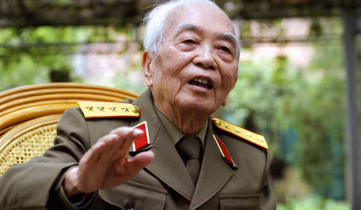 Đại tướng Võ Nguyên Giáp. Đại tướng Võ Nguyên Giáp.