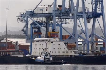 Tàu hàng Triều Tiên bị giam giữ tại Panama. Tàu hàng Triều Tiên bị giam giữ tại Panama.