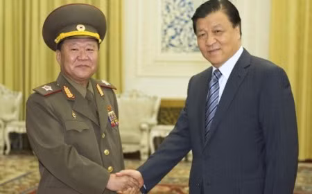 Ông Choe Ryong-hae gặp gỡ Ủy viên thường trực Bộ chính trị Trung Quốc Liu Yunshan Ông Choe Ryong-hae gặp gỡ Ủy viên thường trực Bộ chính trị Trung Quốc Liu Yunshan