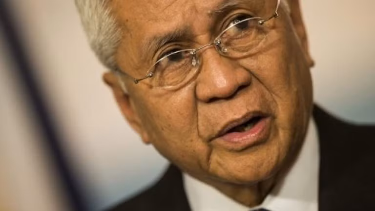 Ngoại trưởng Philippines Albert del Rosario, Ngoại trưởng Philippines Albert del Rosario,