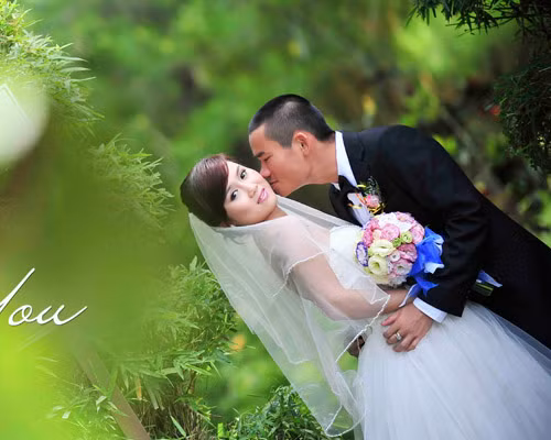 Dù thể hình hạn chế nhưng bù lại, Đoàn Hùng Sơn có tố chất kỹ thuật vượt trội. Sở trường của Sơn là đá tiền vệ cánh phải với những pha đảo người, xỏ kim đối thủ một cách điêu luyện. Không những vậy, Hùng Sơn còn rất dũng mãnh trong khâu đột phá sâu vào vòng cấm đối phương để tung ra những cú dứt điểm hiểm hóc. Ngoài ra, Sơn còn tỏ ra lợi hại trong những pha dốc bóng dọc biên rồi câu vào trong cho đồng đội xé lưới đối phương. Chính vì vậy, Đoàn Hùng Sơn đang là “vũ khí” cực kỳ quan trọng, là quân bài chiến lược của SHB Đà Nẵng ở thời điểm này.