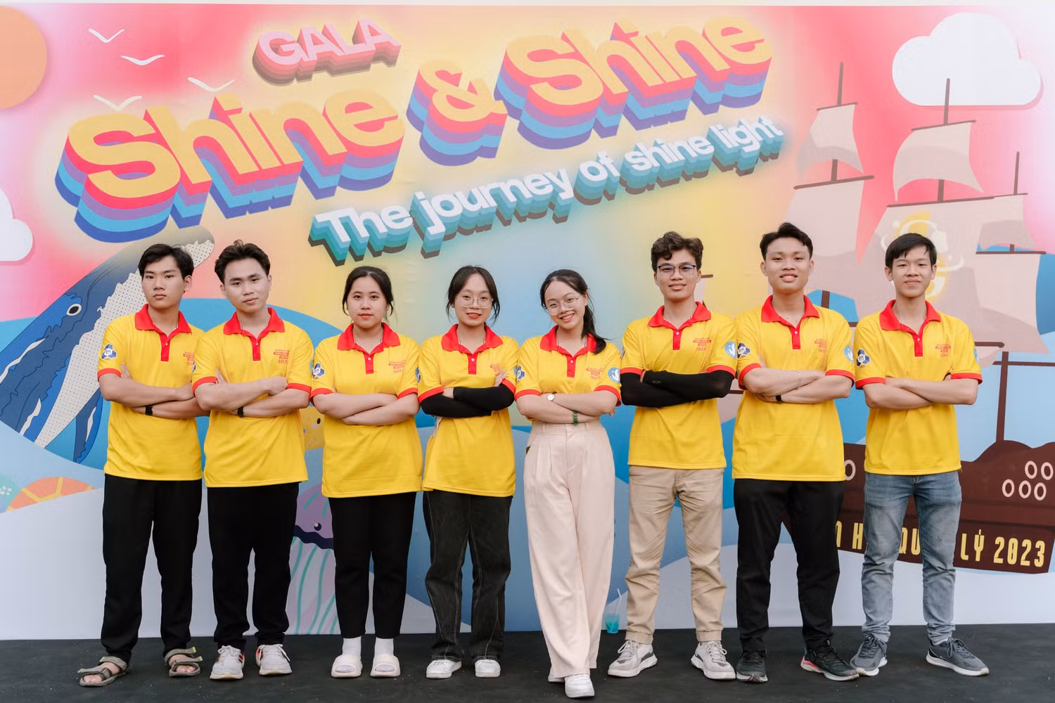 Các ban SV ngành QLCN, ĐHBK tham gia hoạt động ngoại khóa.jpg