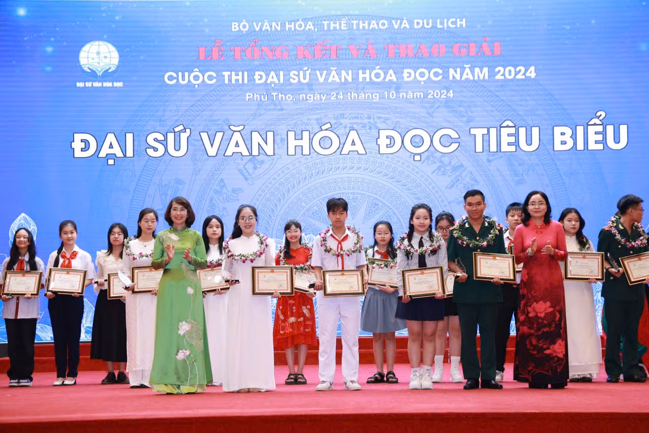 đại sứ văn hóa đọc.jpg