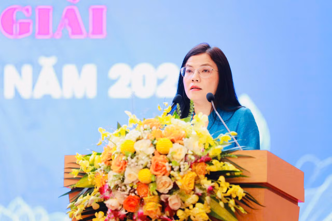Bà trần thị phương lan.jpg