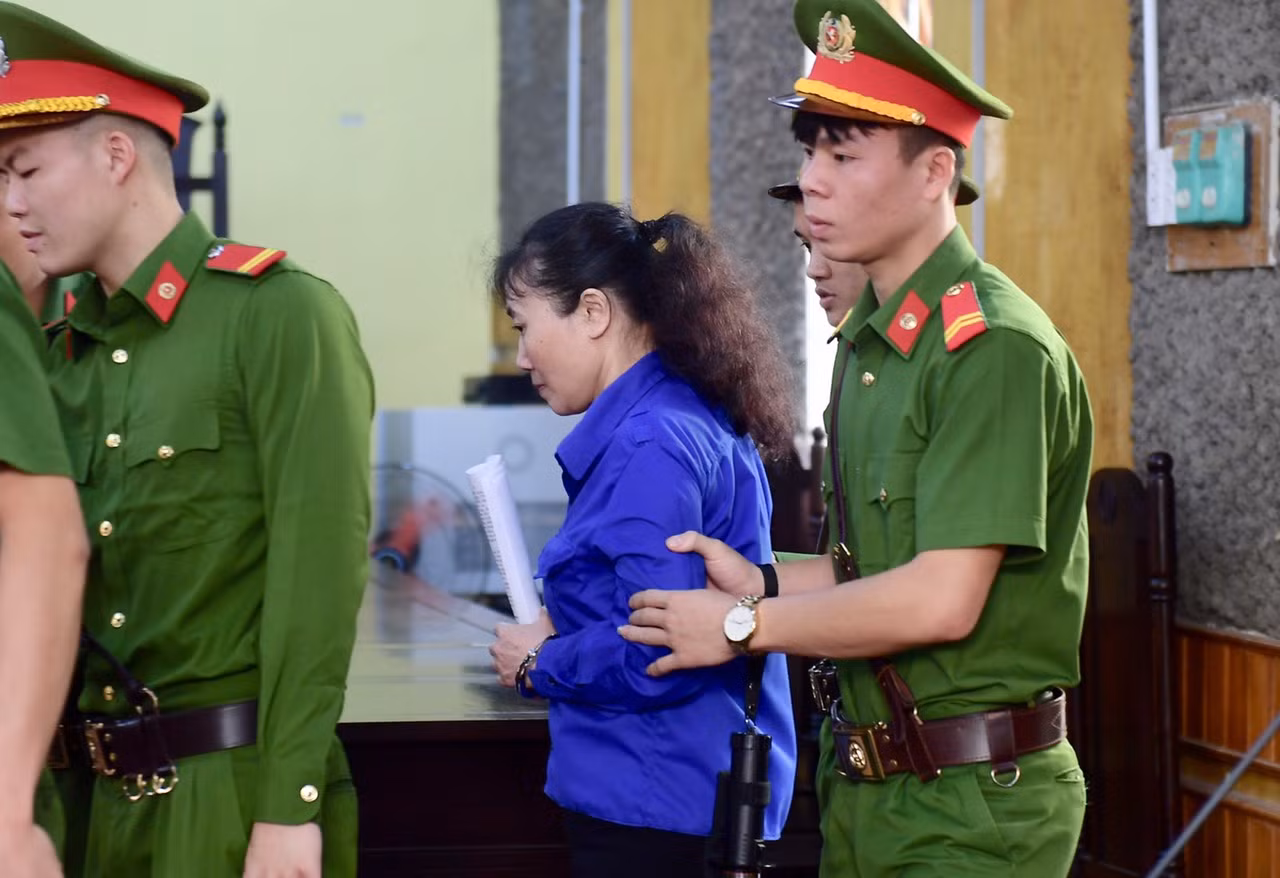 Bị cáo Nga khai được Yến gọi vào phòng bàn cách làm thế nào để nâng điểm
