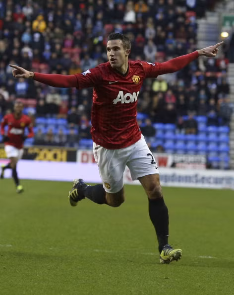 Van Persie đang bay cao cùng M.U nhưng nếu không có chân sút người Hà Lan, M.U vẫn sống khỏe.