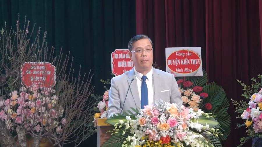 Ông Đỗ Đức Hòa, Bí thư Huyện ủy Kiến Thụy phát biểu tại buổi lễ (Ảnh: CTV)