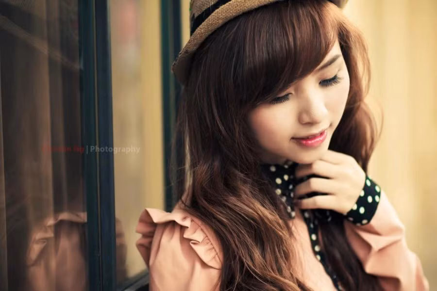 >>Những hotgirl xinh đẹp làm điên đảo cư dân mạng >>Vẻ đẹp mặn mà của hotgirl Midu >>Những gương mặt cực hot tại Miss Việt Đức >>Những nữ sinh tỏa sáng tại Hoa hậu Phụ nữ Việt Nam qua ảnh >>So độ siêu kute của những nữ sinh đình đám nhất Thủ đô >>Phát sốt vì 4 nữ giáo viên xinh đẹp >>Hoa khôi ĐH Thương Mại 2012 duyên dáng áo dài >>Những hotgirl xinh đẹp làm điên đảo cư dân mạng Những nữ sinh đẹp mê hồn giữa đầm sen
