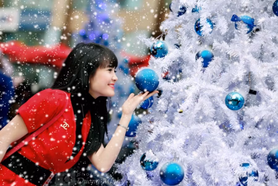 >> NHAN SẮC YÊU KIỀU CỦA CÁC NỮ DOANH NHÂN TƯƠNG LAI >> Hotgirl Thảo My "đốt cháy mùa đông" đón Noel >> HOTGIRL KHẢ NGÂN, BẢO TRÂN KHIẾN SAO HÀN PHẢI GHEN TỊ >> Ngôi sao Missteen Thảo My khiến cộng đồng mạng "nổi sóng" >> MISS CUXI VIỆT HUÊ KHOE DÁNG XINH >> Hotgirl Linh Hàn gợi cảm đón mùa đông về >> Nữ sinh Học viện Hành chính hóa thân thành thôn nữ xinh đẹp >> HOA KHÔI SINH VIÊN YÊU KIỀU BÊN "NGỰA SẮT" >> Vẻ đẹp căng tràn của Hoa khôi Missteen Diễm Trang >>Những mỹ nhân từng học tại trường "nhà giàu" RMIT