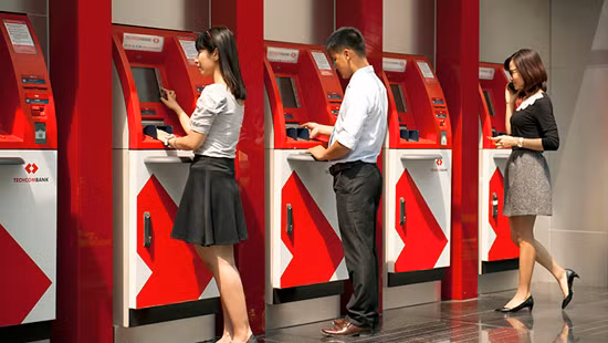 Khách hàng sử dụng luôn đánh giá cao về chất lượng và mức độ tin cậy của ngân hàng.