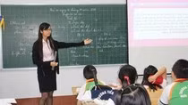 Thầy cô thi giáo viên giỏi, học sinh… khổ ảnh 3 Thầy cô thi giáo viên giỏi, học sinh… khổ ảnh 3