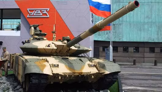 “Ngôi sao” gian trưng bày vũ khí Nga, xe tăng chiến đấu chủ lực T-90MS do công ty Uralvagonzavod sản xuất. Tháp pháo xe lắp một pháo nòng trơn 125mm, khủng hơn Leopard 2A6M, pháo T-90MS có khả năng bắn tên lửa qua nòng súng. “Ngôi sao” gian trưng bày vũ khí Nga, xe tăng chiến đấu chủ lực T-90MS do công ty Uralvagonzavod sản xuất. Tháp pháo xe lắp một pháo nòng trơn 125mm, khủng hơn Leopard 2A6M, pháo T-90MS có khả năng bắn tên lửa qua nòng súng.