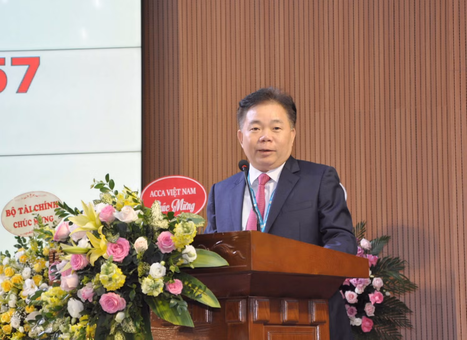 Phó Giáo sư, Tiến sĩ Nguyễn Trọng Cơ – Giám đốc Học viện Tài Chính là một trong những ứng viên Giáo sư ngành Kinh tế năm 2023 (Ảnh: Webiste Học viện Tài chính). Phó Giáo sư, Tiến sĩ Nguyễn Trọng Cơ – Giám đốc Học viện Tài Chính là một trong những ứng viên Giáo sư ngành Kinh tế năm 2023 (Ảnh: Webiste Học viện Tài chính).