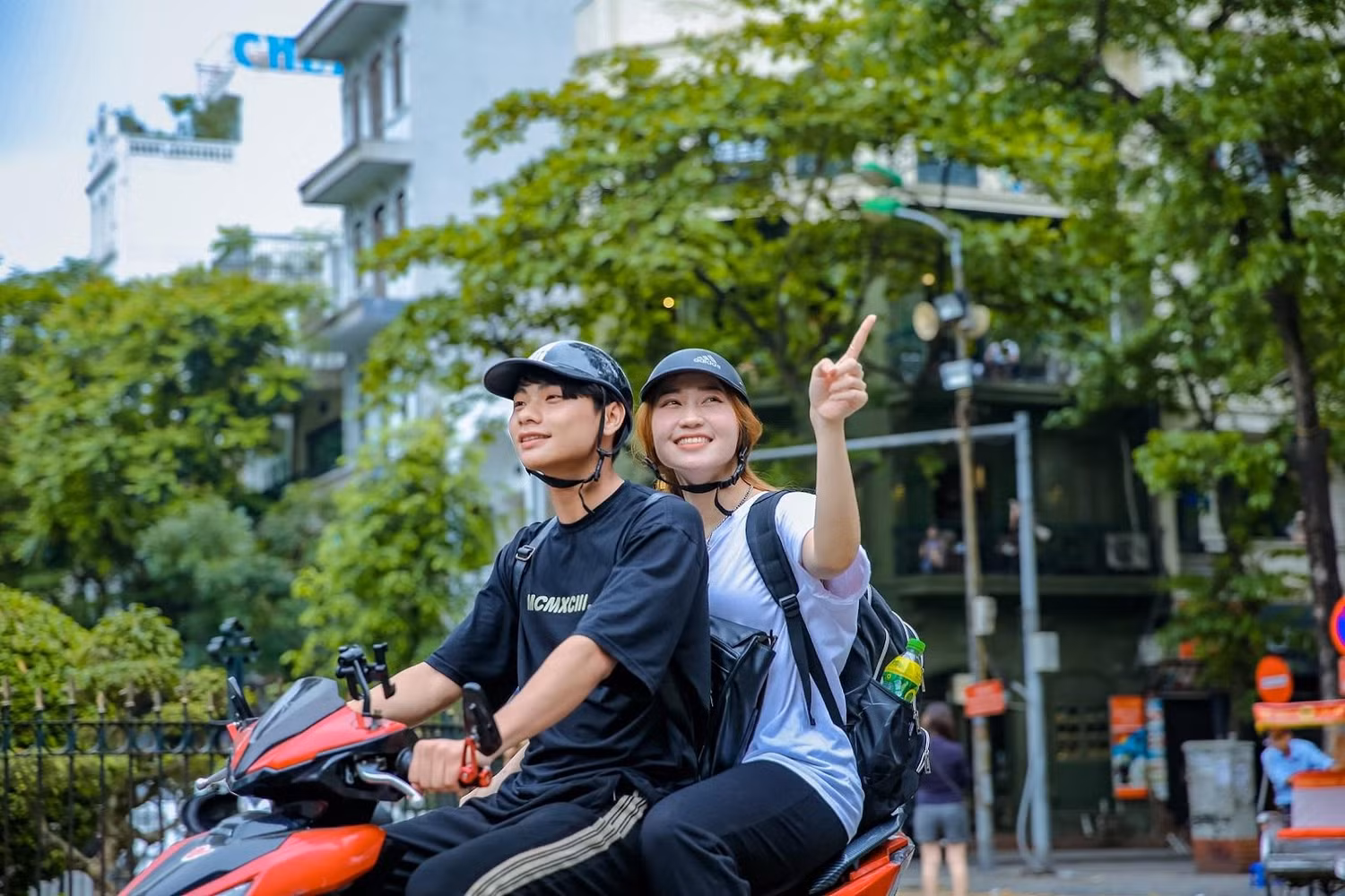 Trước những khó khăn, bỡ ngỡ khi bước vào giảng đường đại học, nhiều bạn trẻ chọn Trà Xanh Không Độ để giải tỏa những lo lắng, căng thẳng mỗi ngày.