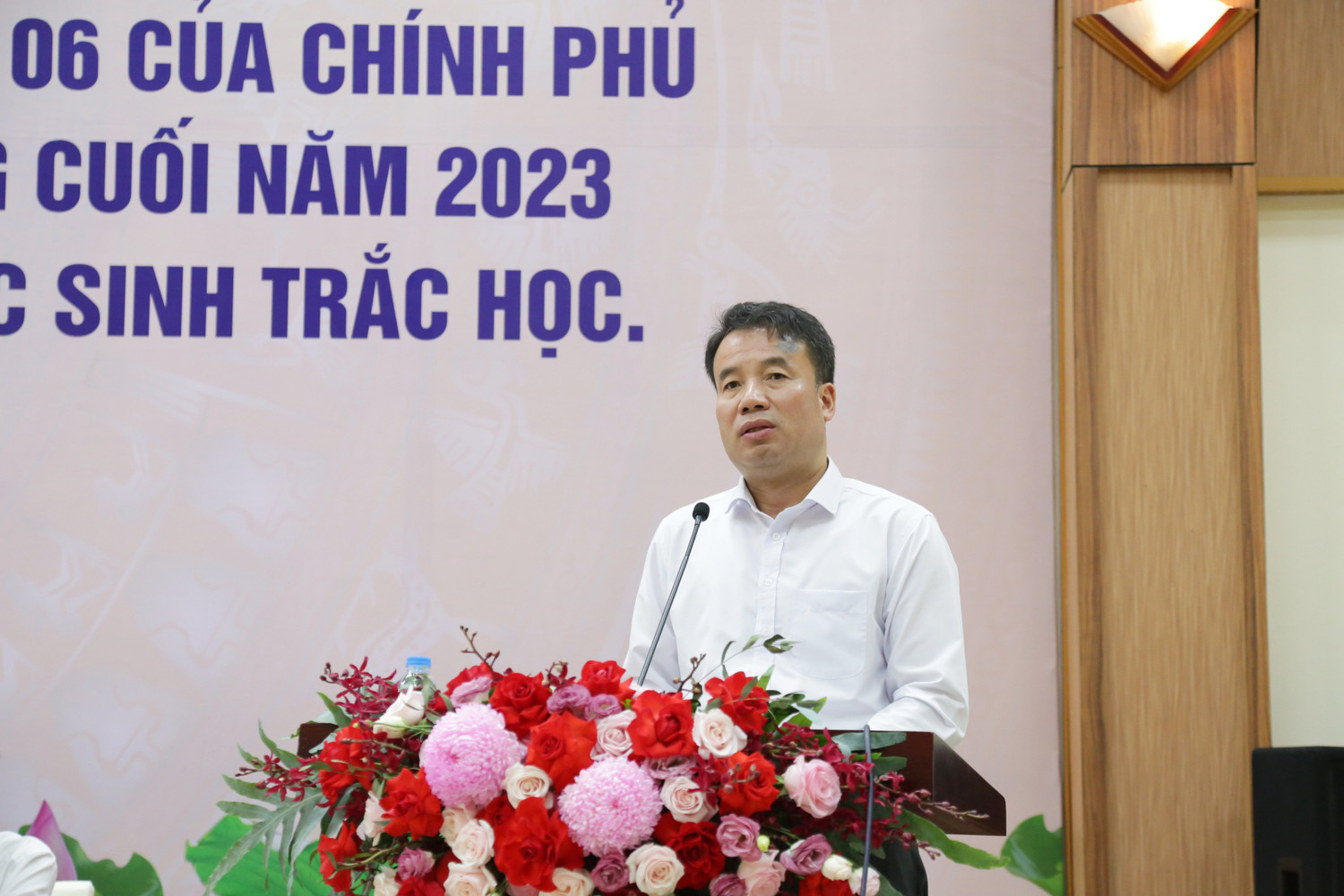 Ông Nguyễn Thế Mạnh, Tổng Giám đốc Bảo hiểm xã hội Việt Nam, Trưởng Ban chỉ đạo chuyển đổi số ngành Bảo hiểm xã hội Việt Nam chủ trì Hội nghị. Ông Nguyễn Thế Mạnh, Tổng Giám đốc Bảo hiểm xã hội Việt Nam, Trưởng Ban chỉ đạo chuyển đổi số ngành Bảo hiểm xã hội Việt Nam chủ trì Hội nghị.