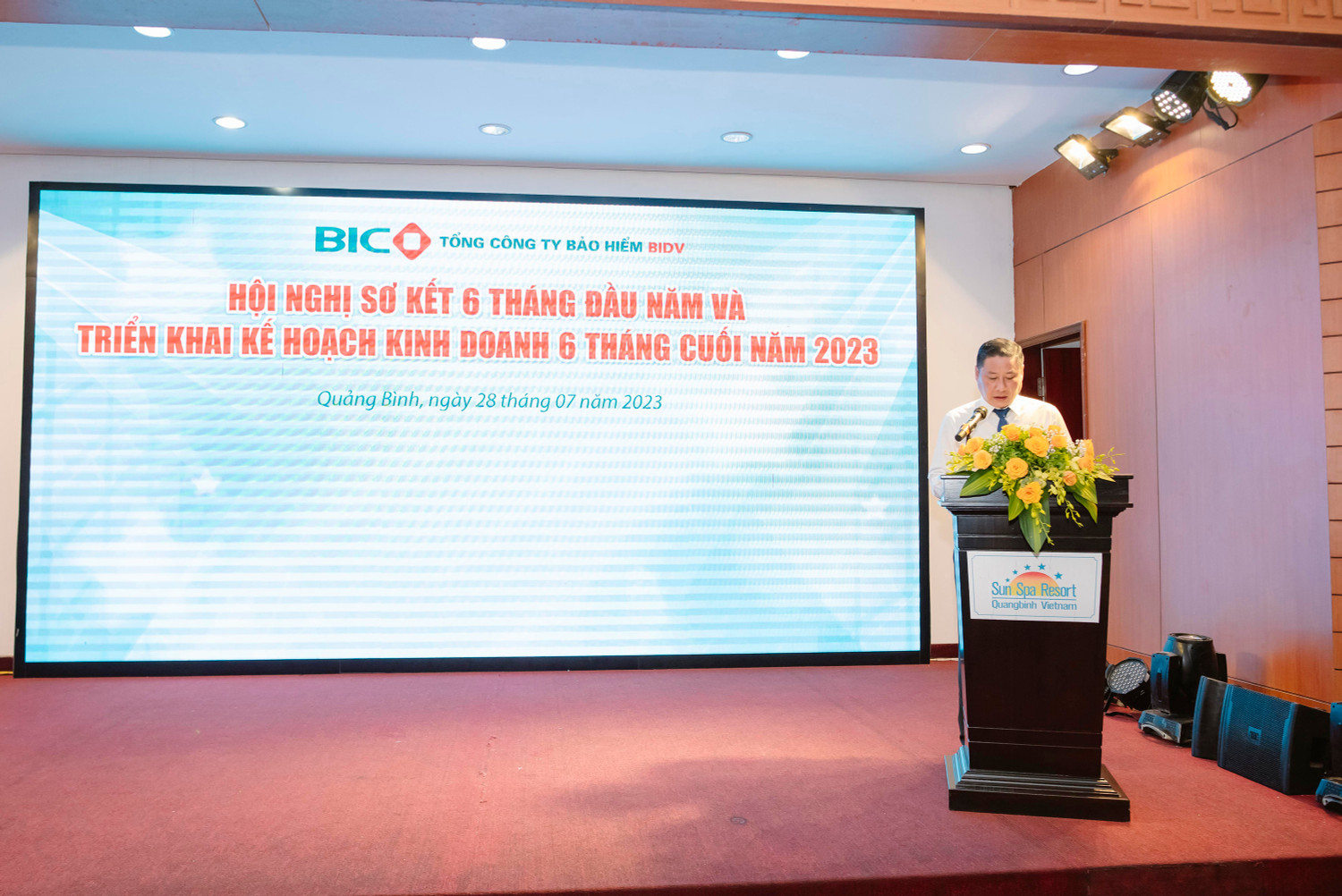 Tổng Giám đốc BIC Trần Hoài An báo cáo hội nghị kết quả kinh doanh 6 tháng đầu năm 2023.