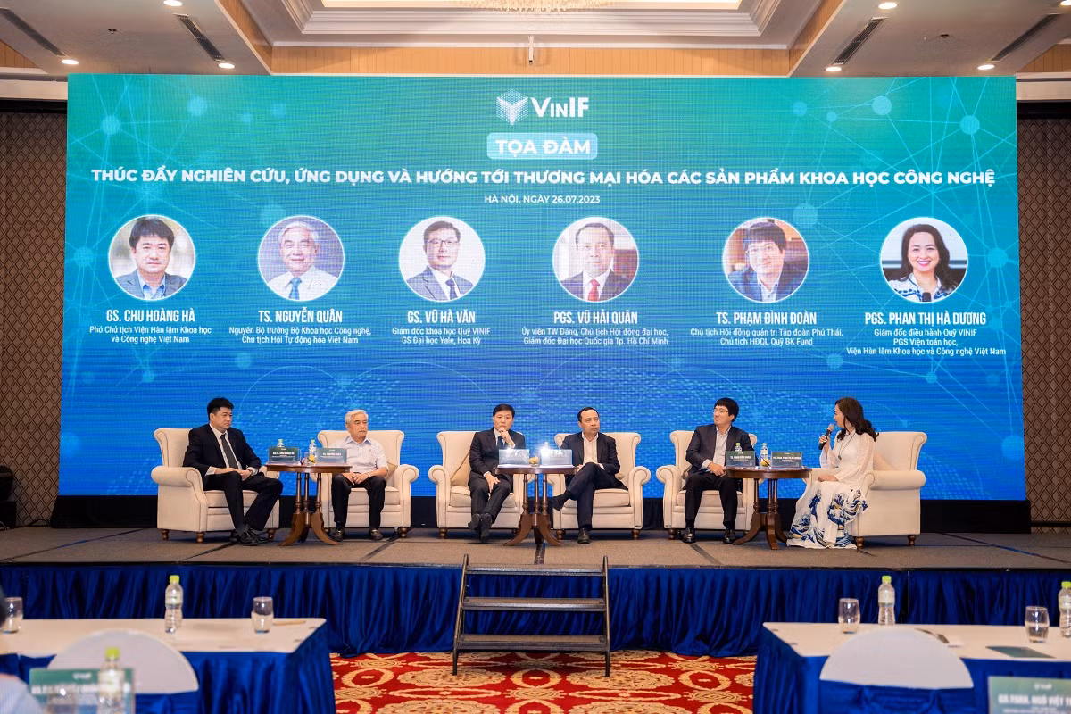 Tọa đàm “Thúc đẩy nghiên cứu, ứng dụng và hướng tới thương mại hóa các sản phẩm khoa học công nghệ”