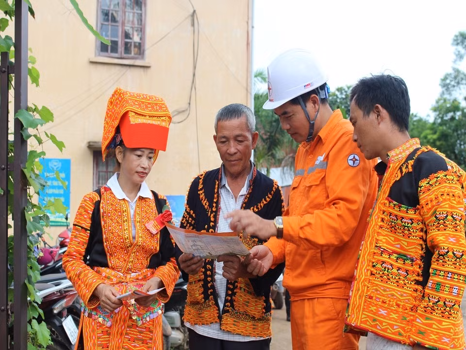 Công ty Điện lực Lạng Sơn đẩy mạnh công tác tuyên truyền an toàn điện trong dân