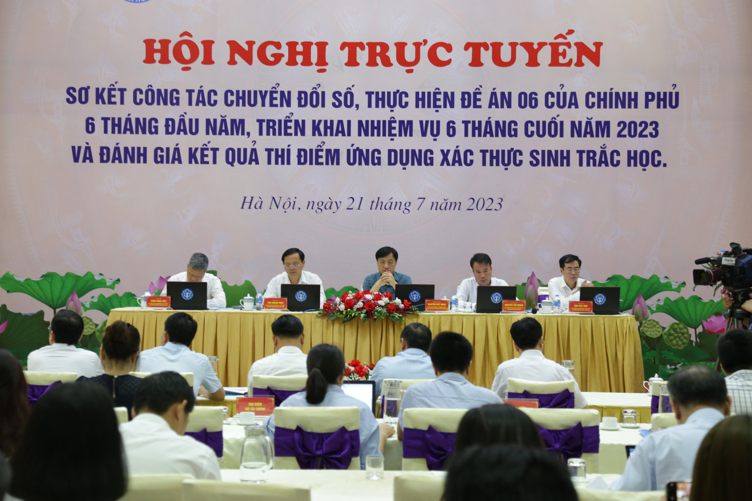Toàn cảnh hội nghị Toàn cảnh hội nghị