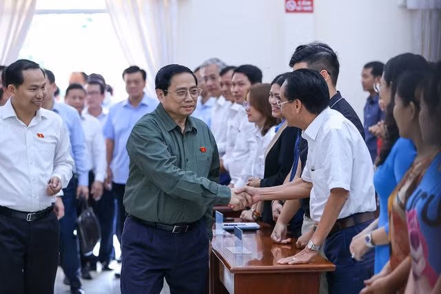 Tại Hội nghị tiếp xúc cử tri, Đoàn đại biểu Quốc hội Thành phố Cần Thơ sẽ báo cáo nội dung về dự kiến chương trình kỳ họp thứ 5, Quốc hội khóa XV