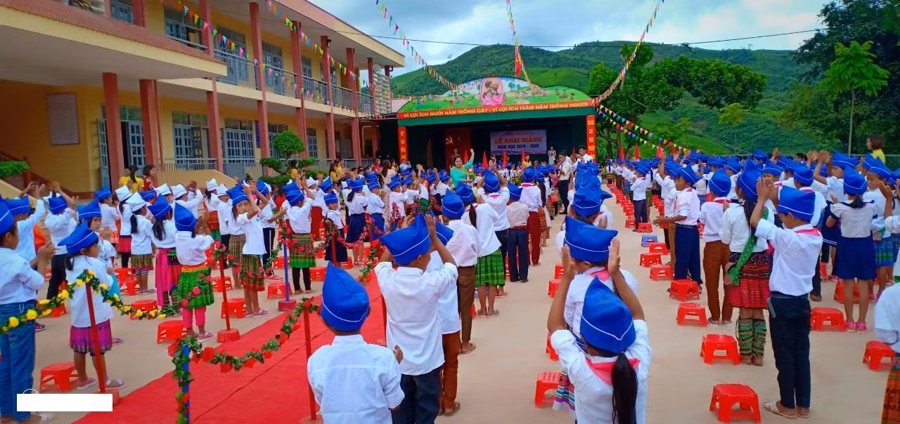 Sau những ngày vất vả, niềm vui năm học mới đã được bắt đầu.