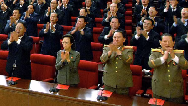 Bà Kim Kyong-hui trong một hội nghị của đảng Lao động Triều Tiên.