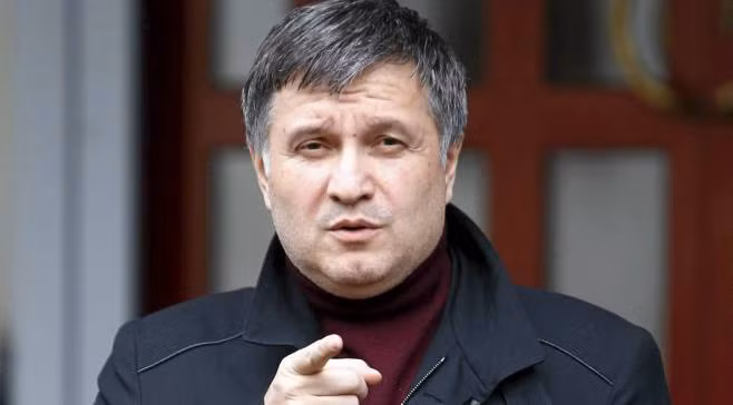 Bộ trưởng Nội vụ Ukraine Arsen Avakov. Bộ trưởng Nội vụ Ukraine Arsen Avakov.