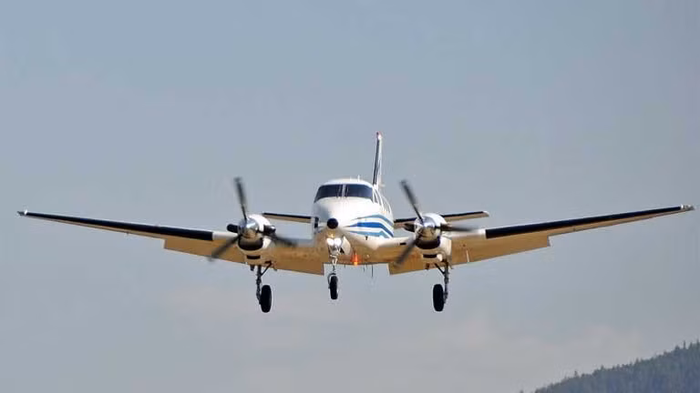 Chiếc Beechcraft 9L.