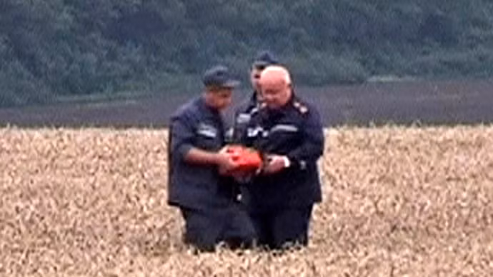 Hộp đen máy bay được lực lượng ly khai Donetsk tìm thấy.