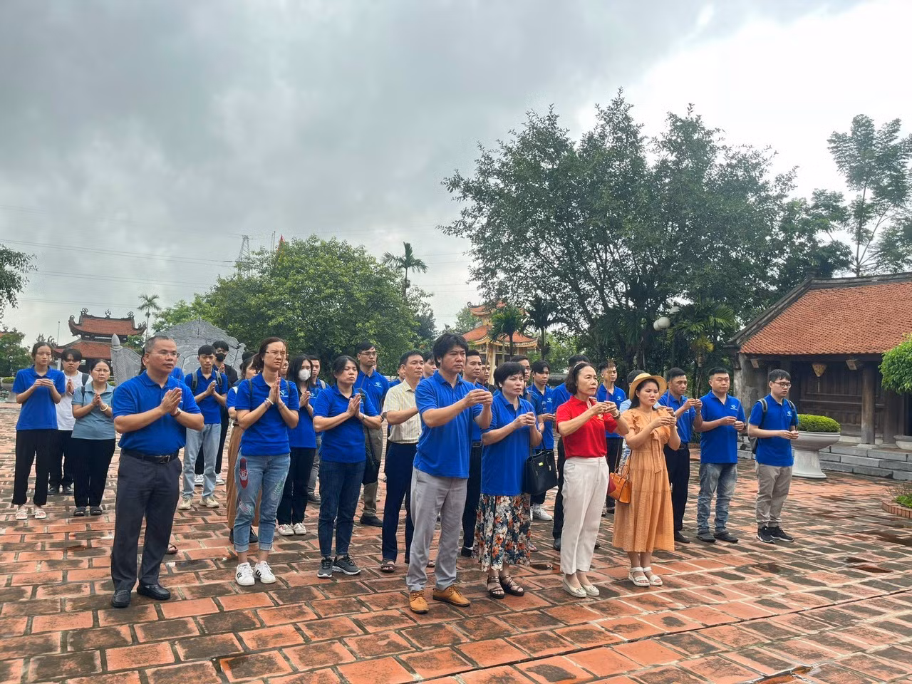 Tân sinh viên Khoa Y học cổ truyền Tân sinh viên Khoa Y học cổ truyền